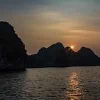 Sunset Lan Ha Bay