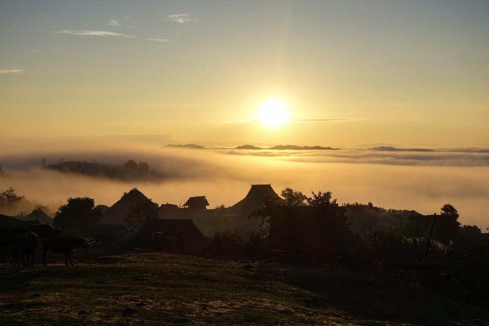 Day 3 trek - Sunrise over the Gallic village