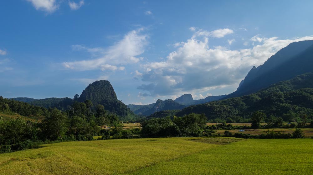 Muang Ngoi on the way to the villages