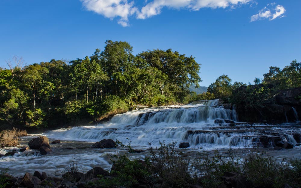 Tad Hang waterfall