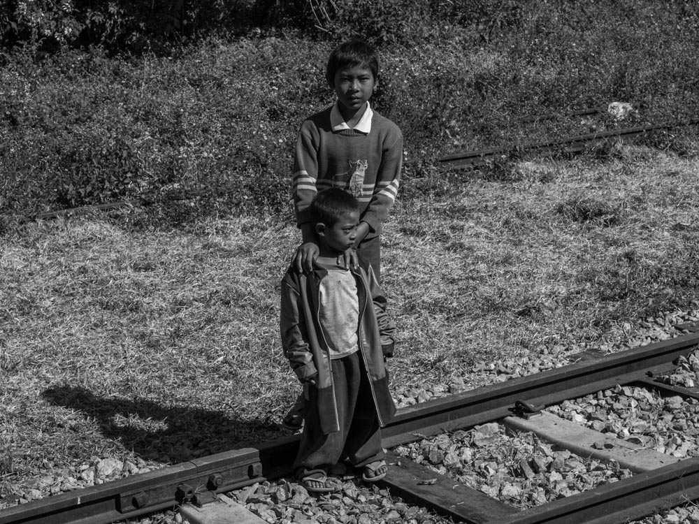 Kids watching relatives leaving