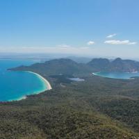 45 - Hazards Beach and Wineglass Bay