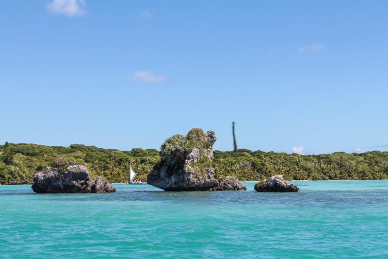 5-Pirogue cruise in Baie de Upi