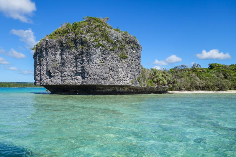 7-Pirogue cruise in Baie de Upi