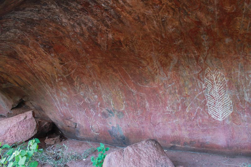 9 - Wall paintings at Uluru