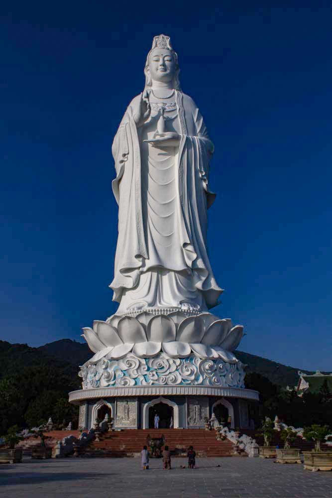 Day 4 - Linh Ung Pagoda 3