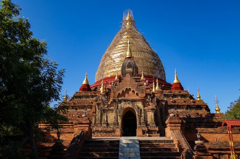 Dhammayazika Pagoda from courtyard