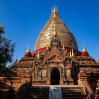 Dhammayazika Pagoda from courtyard