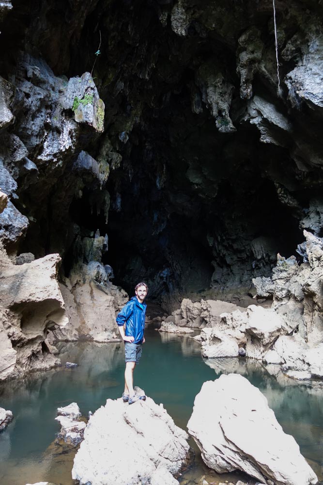 Entrance Xieng Liap cave