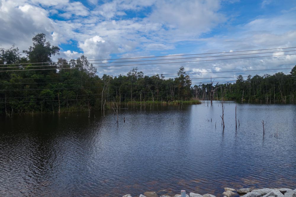 Between Thalang and Laksao