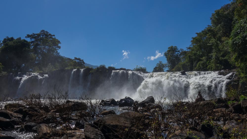 Tad Lo waterfall