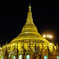 Shwedagon Pagoda by night