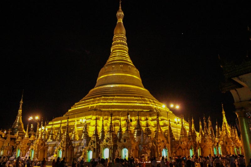 Shwedagon Pagoda by night