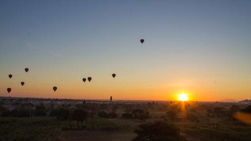 Sunrise over Bagan 2