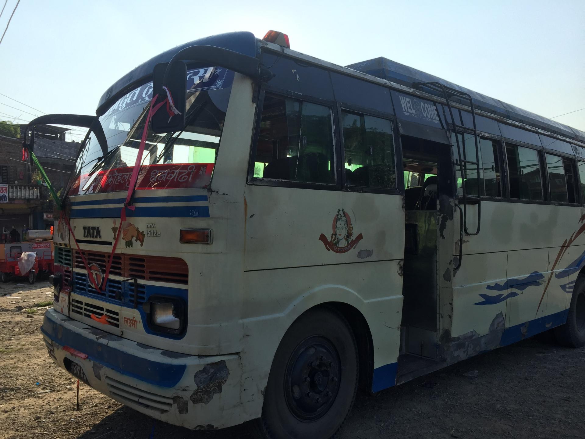 Superb bus ride Bardia - Pokhara